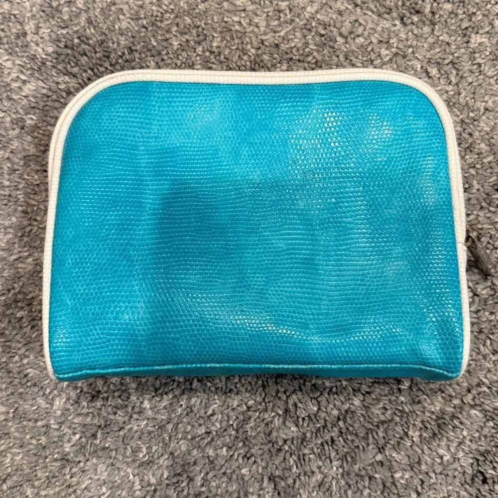 Moroccanoil | Turquoise Cosmetic Case